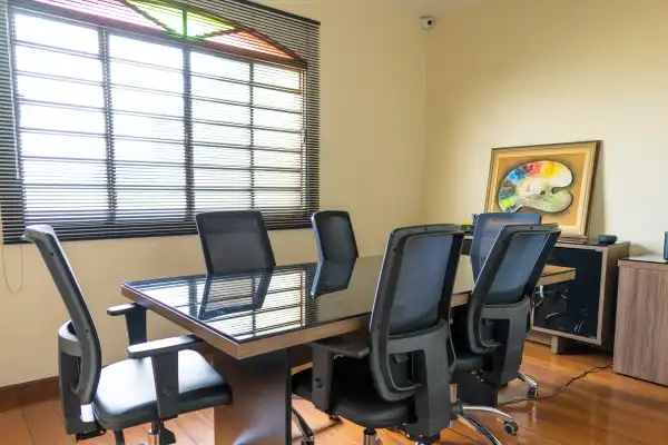 Sala de reuniões da Vliv Coworking - LPL Contabilidade, Belo Horizonte